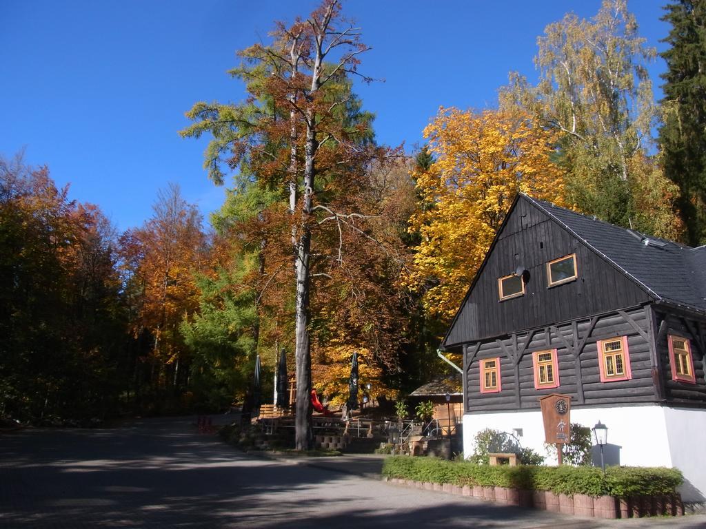 Hotel Und Restaurant Koehlerhuette - Fuerstenbrunn Beierfeld Exterior photo